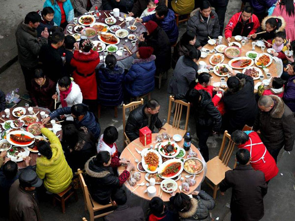 Le buone maniere cinesi a tavola