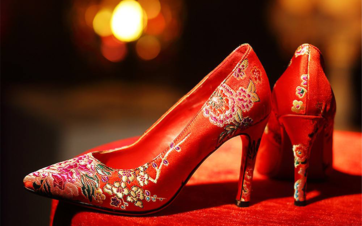 scarpe da sposa tradizionali cinesi