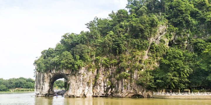 Monumenti famosi in Cina: la collina della proboscide dell'elefante