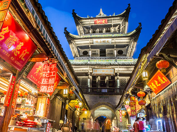 Le migliori città antiche in Cina: la città antica di Langzhong