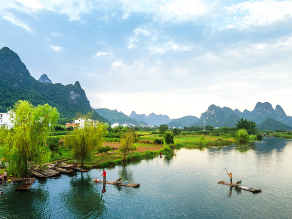 Fiume Yangshuo Yulong