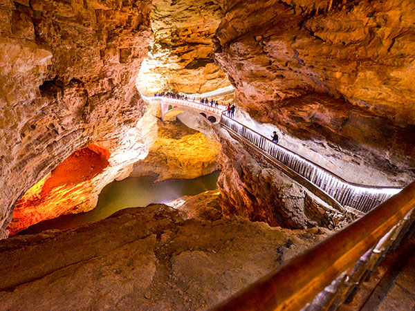 Grotta del Drago Giallo