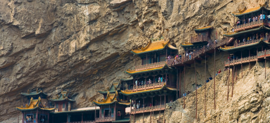 Tempio sospeso: il più antico e meglio conservato edificio in legno su roccia in Cina