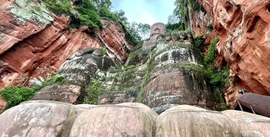 Buddha gigante di Leshan - Patrimonio naturale e culturale dell'umanità UNESCO